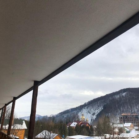 Guest House Arkan Yaremche Exterior photo