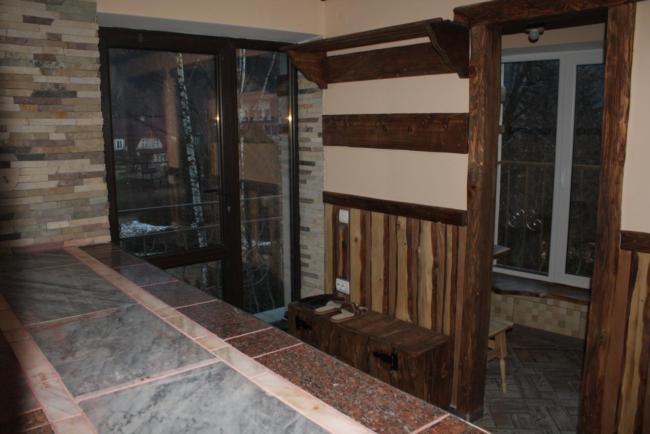 Guest House Arkan Yaremche Exterior photo