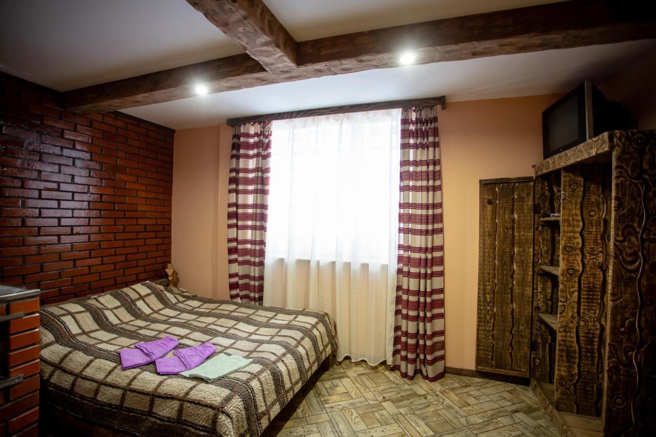 Guest House Arkan Yaremche Exterior photo