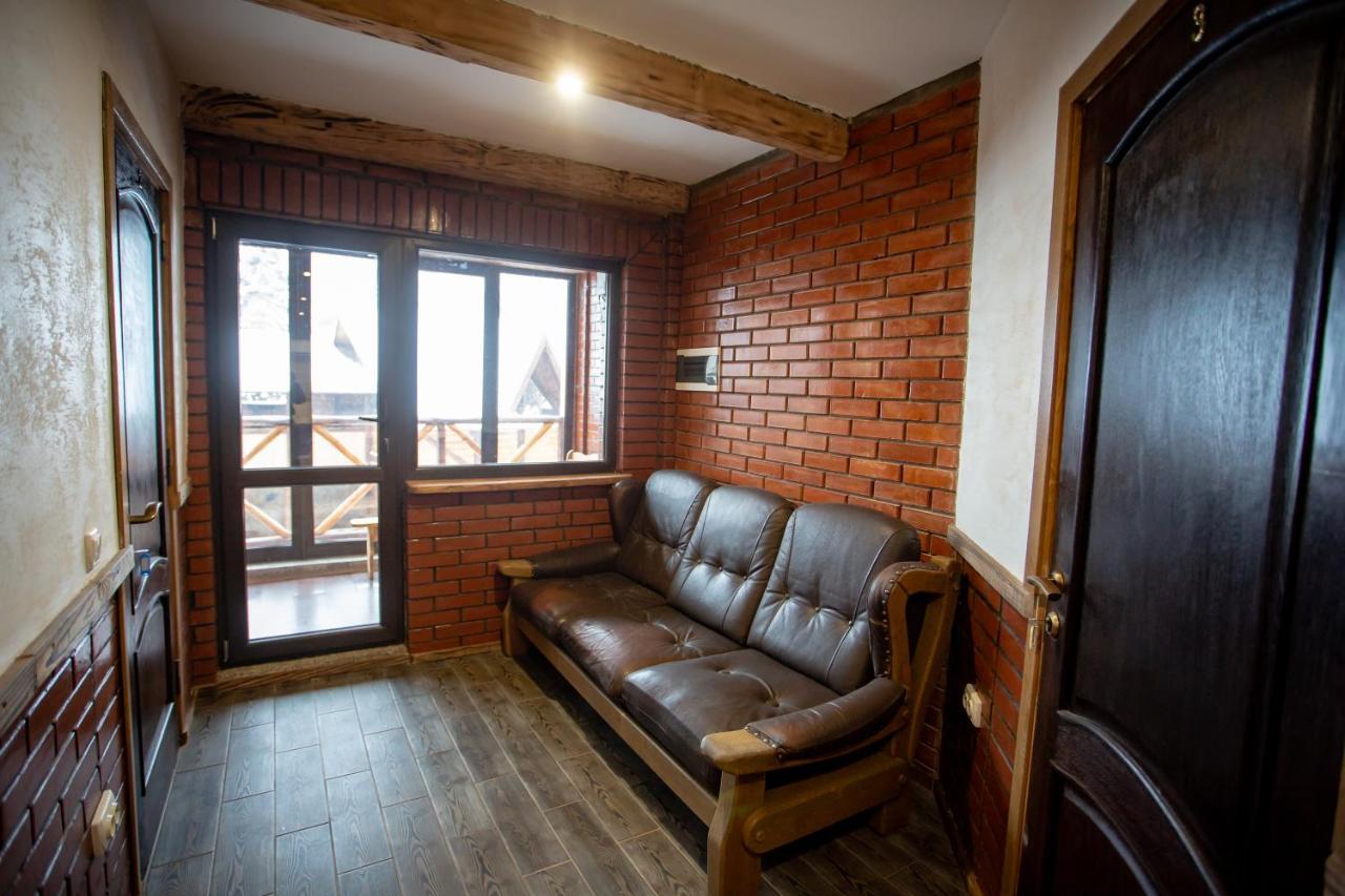 Guest House Arkan Yaremche Exterior photo