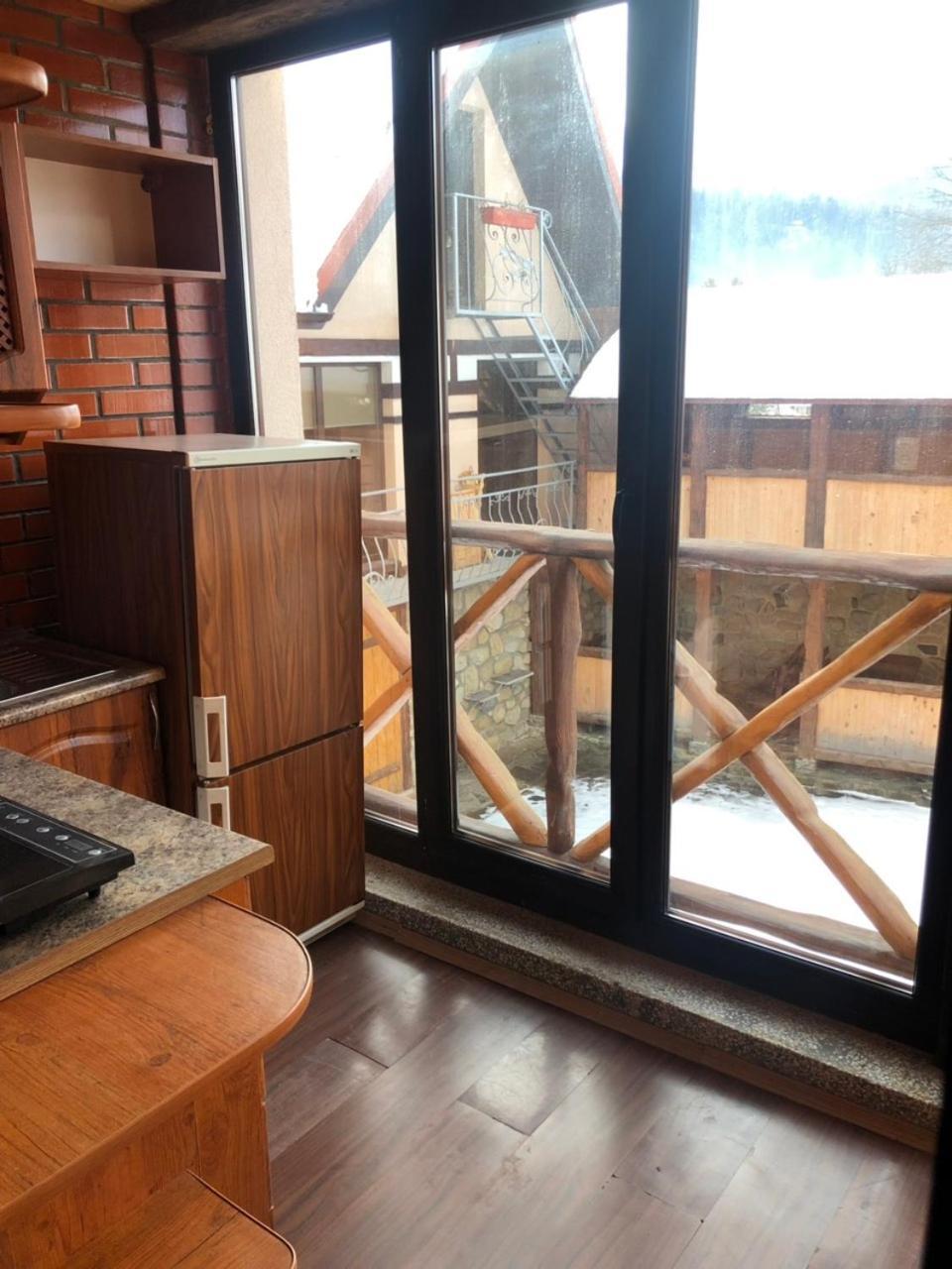 Guest House Arkan Yaremche Exterior photo