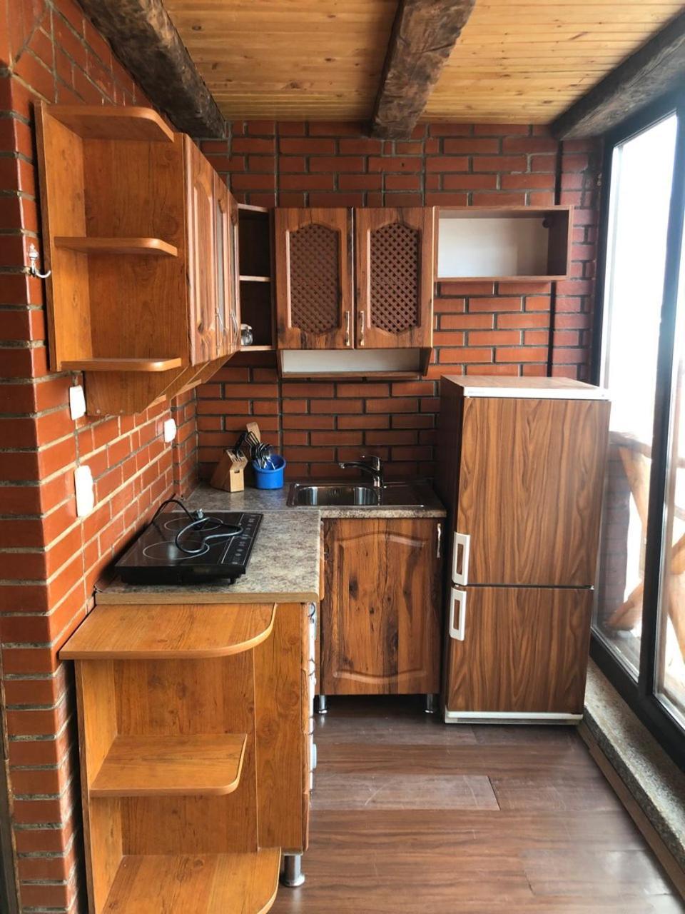 Guest House Arkan Yaremche Exterior photo